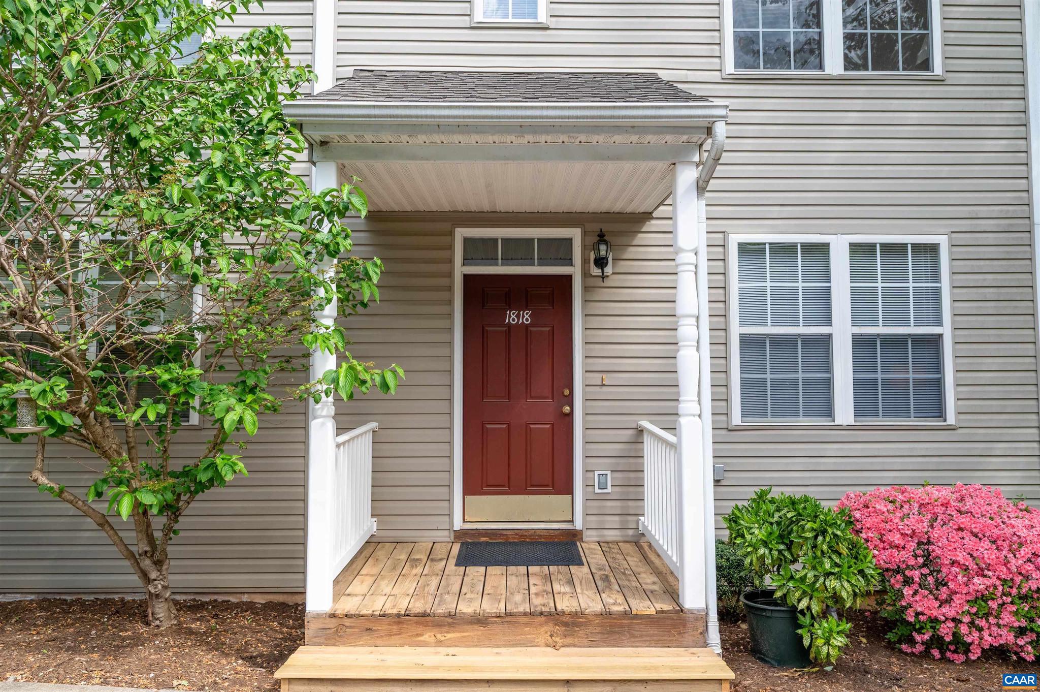 WEBLAND PARK CONDOS - Residential