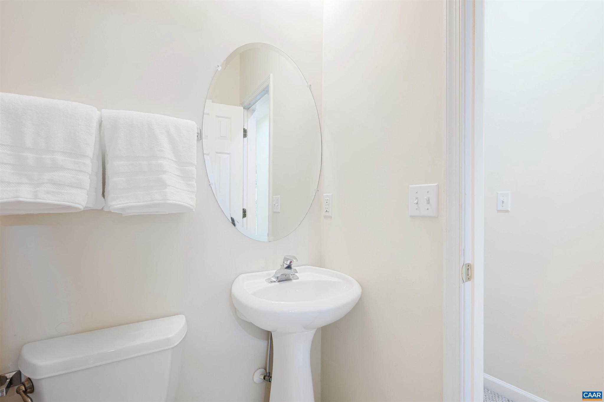 WEBLAND PARK CONDOS - Residential