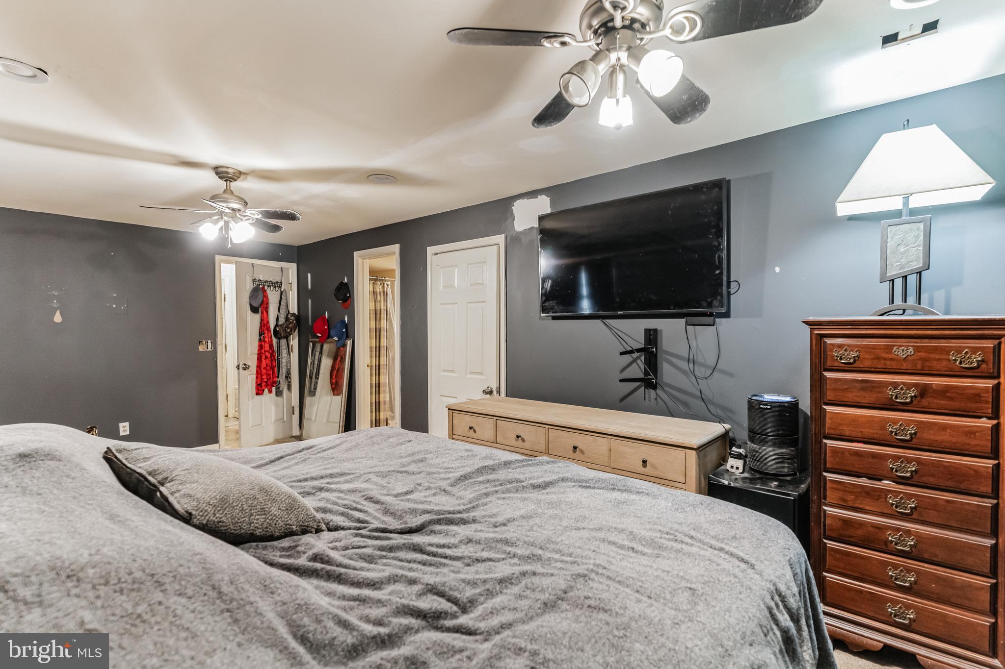 HICKORY RIDGE - Residential