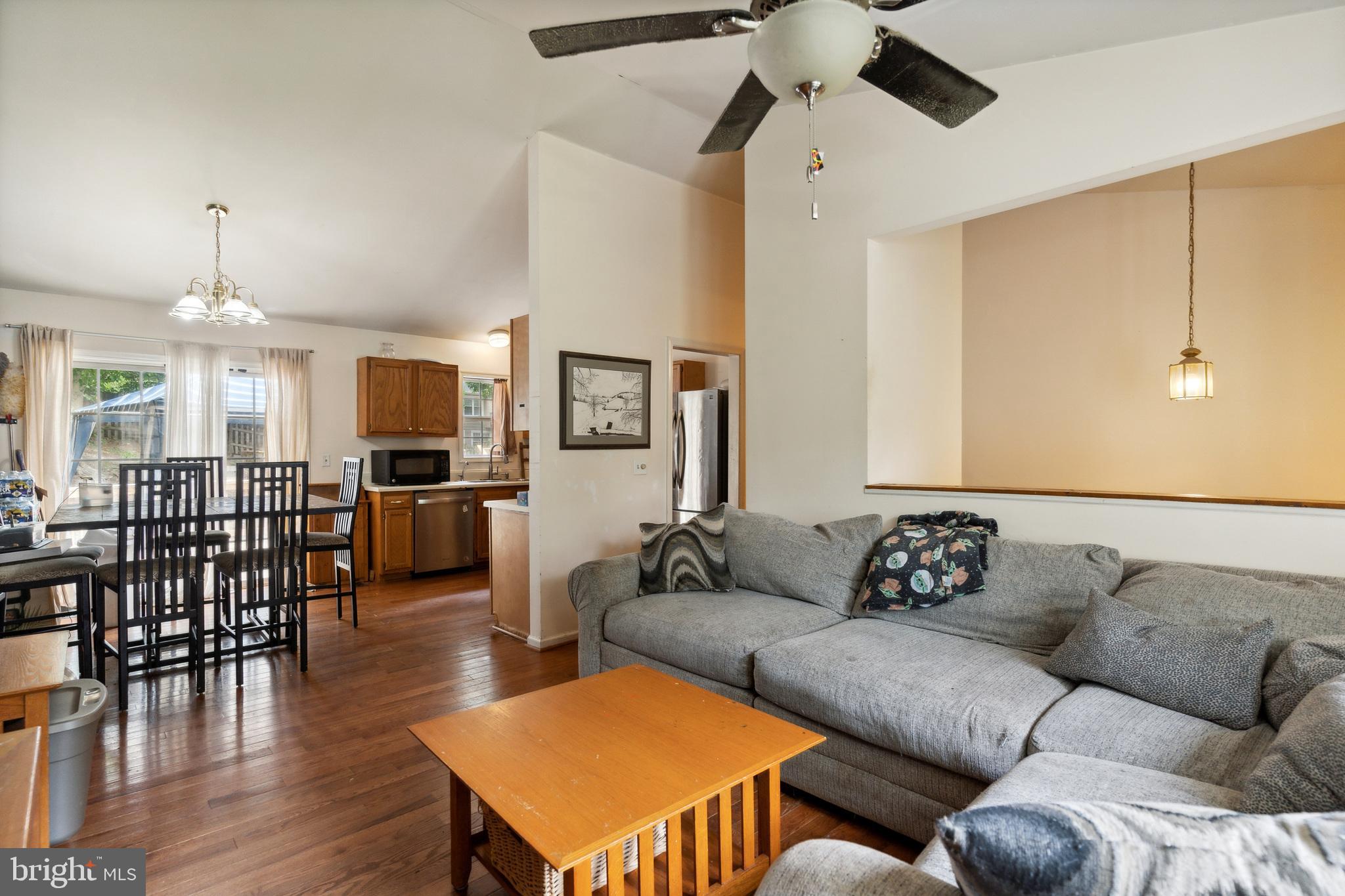 HICKORY RIDGE - Residential