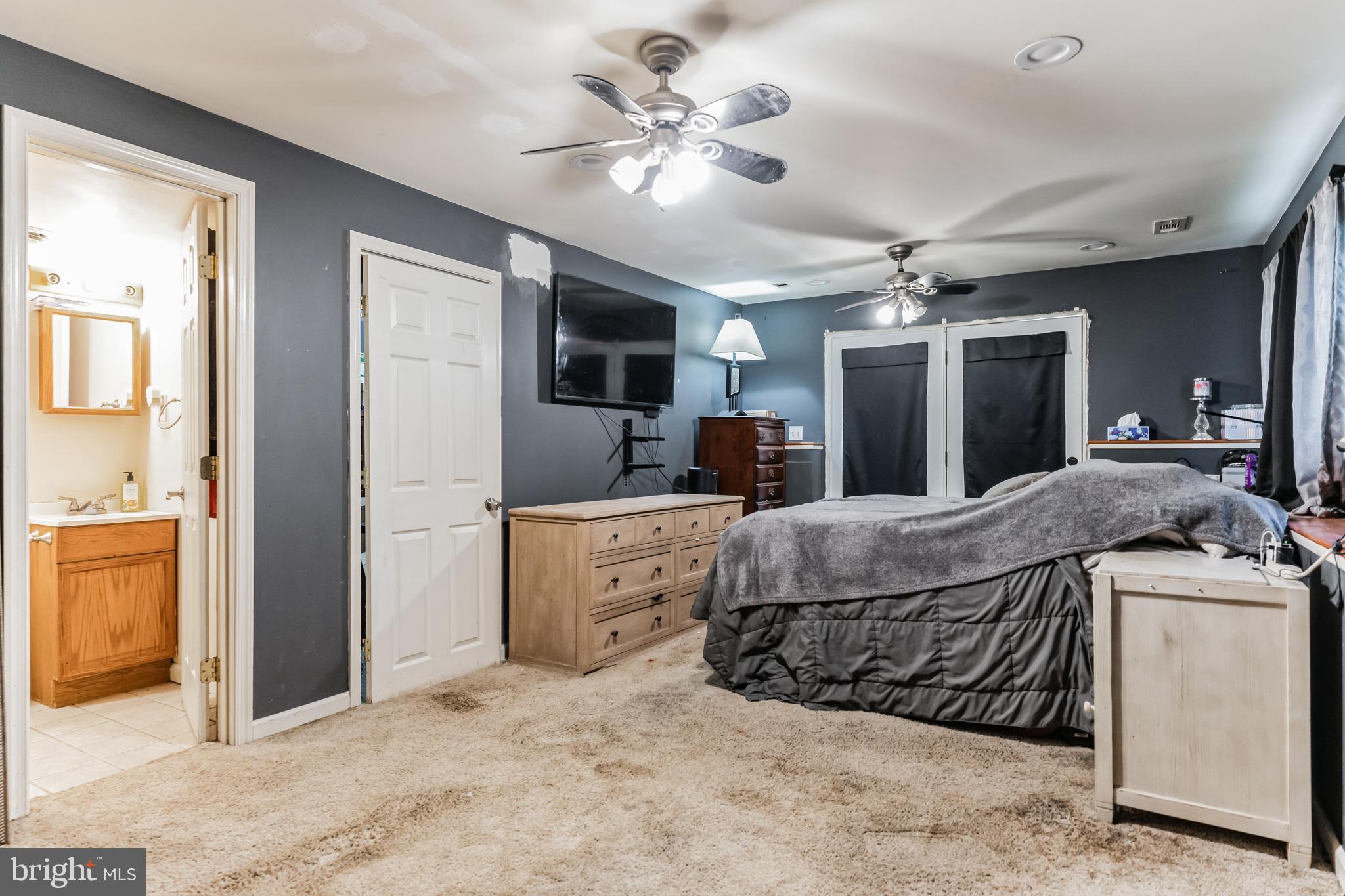 HICKORY RIDGE - Residential