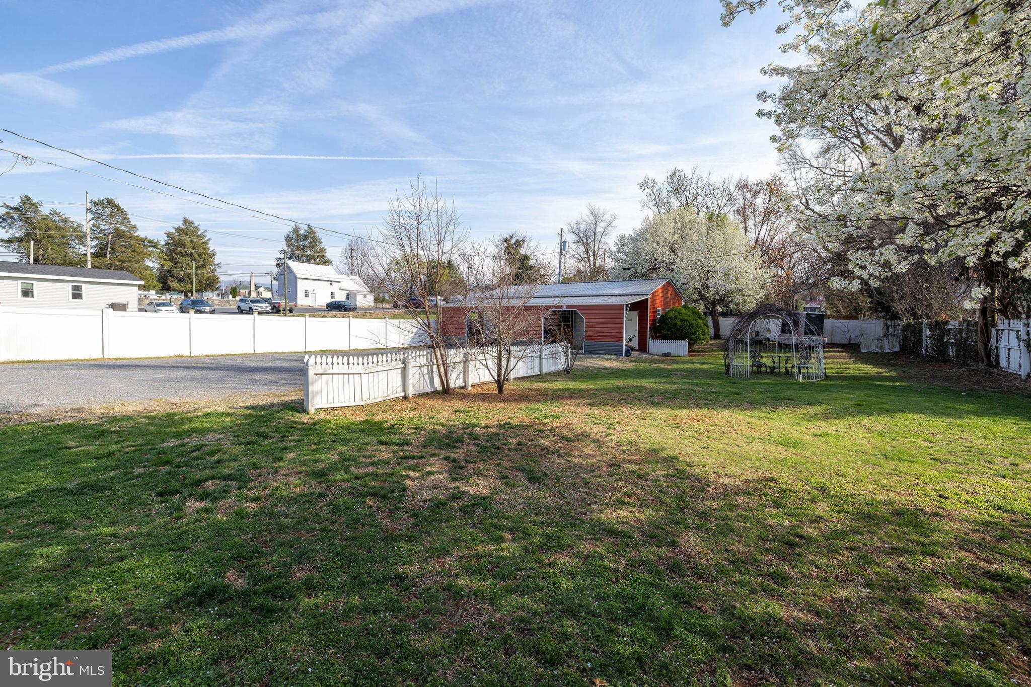 TOWN OF LURAY - Residential