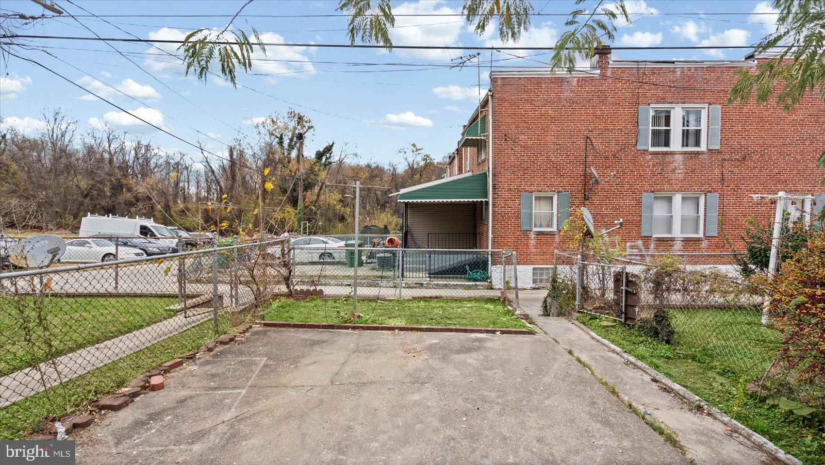 EDMONDSON VIILLAGE - Residential