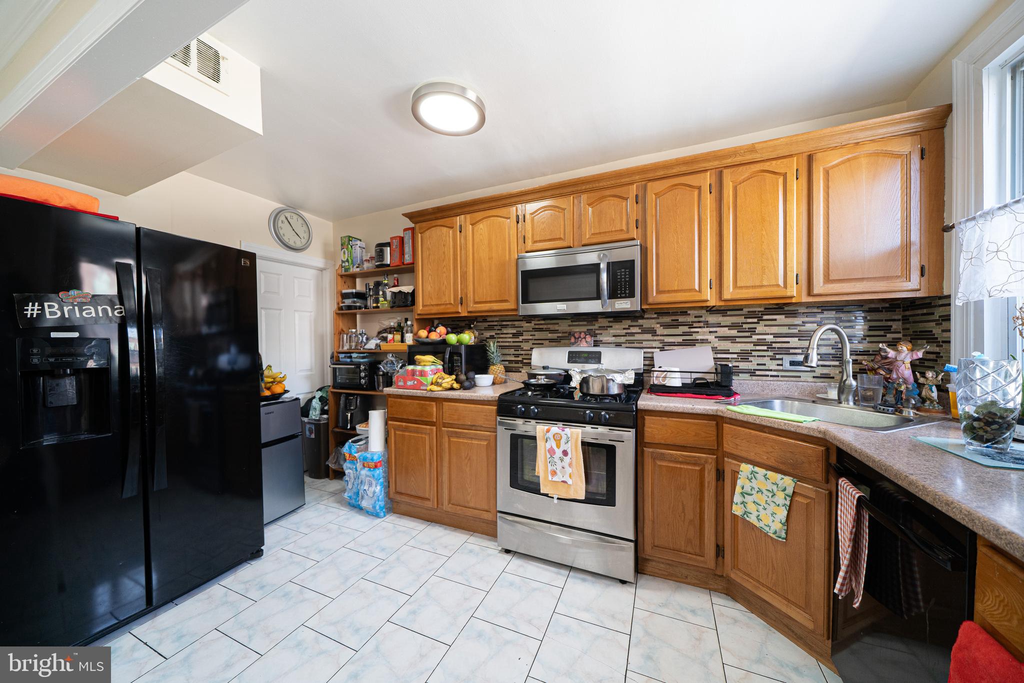 LAWNCREST - Residential