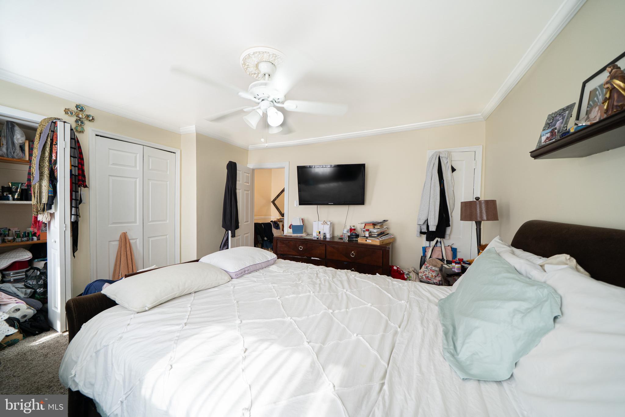 LAWNCREST - Residential