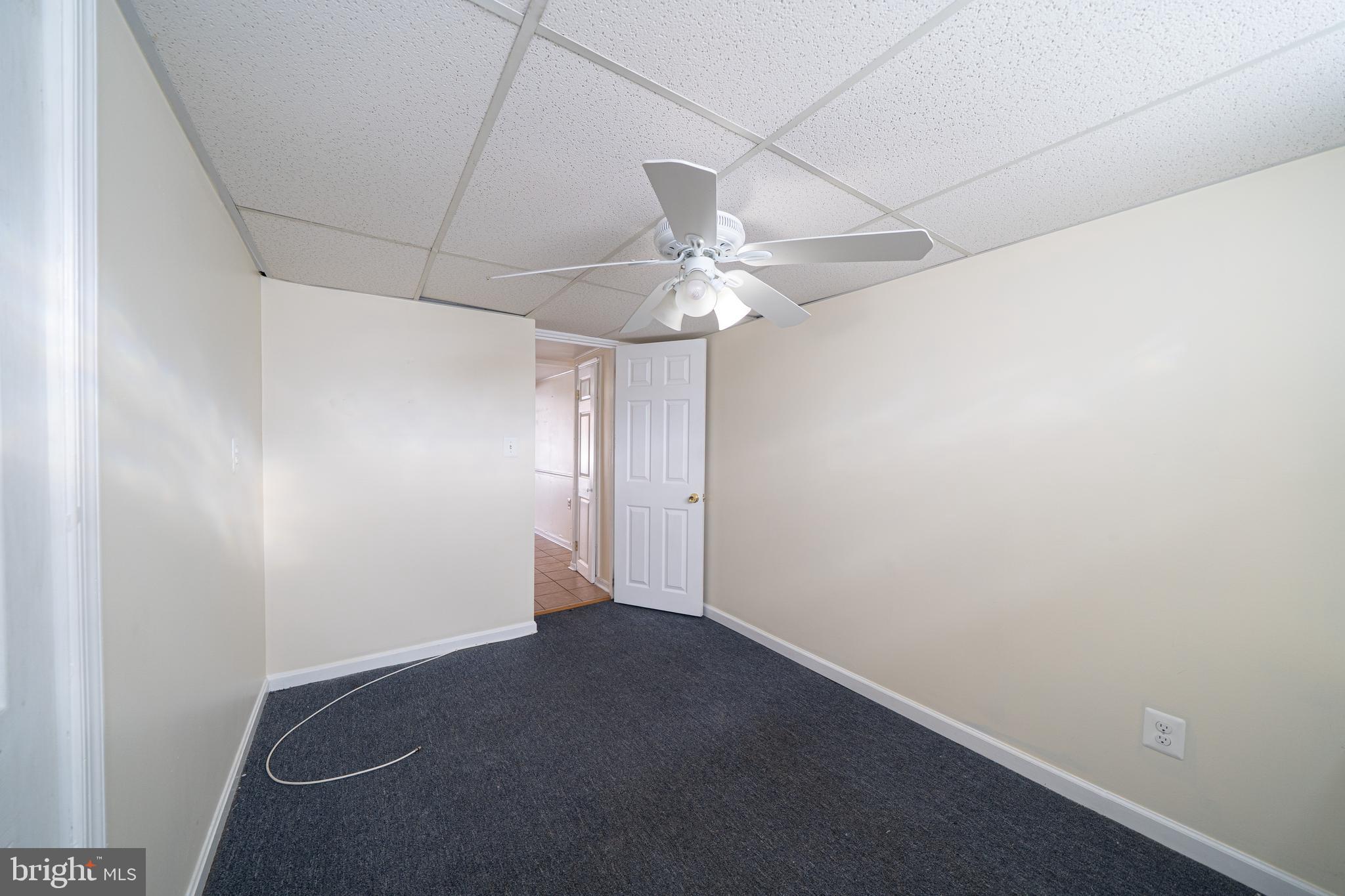 LAWNCREST - Residential