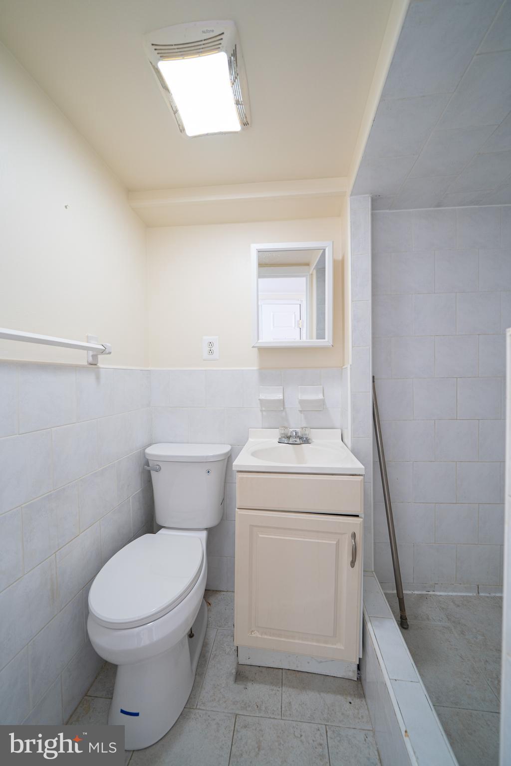 LAWNCREST - Residential