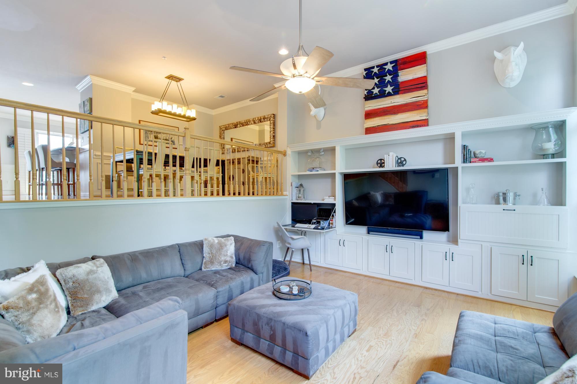 LINCOLN PARK - Residential