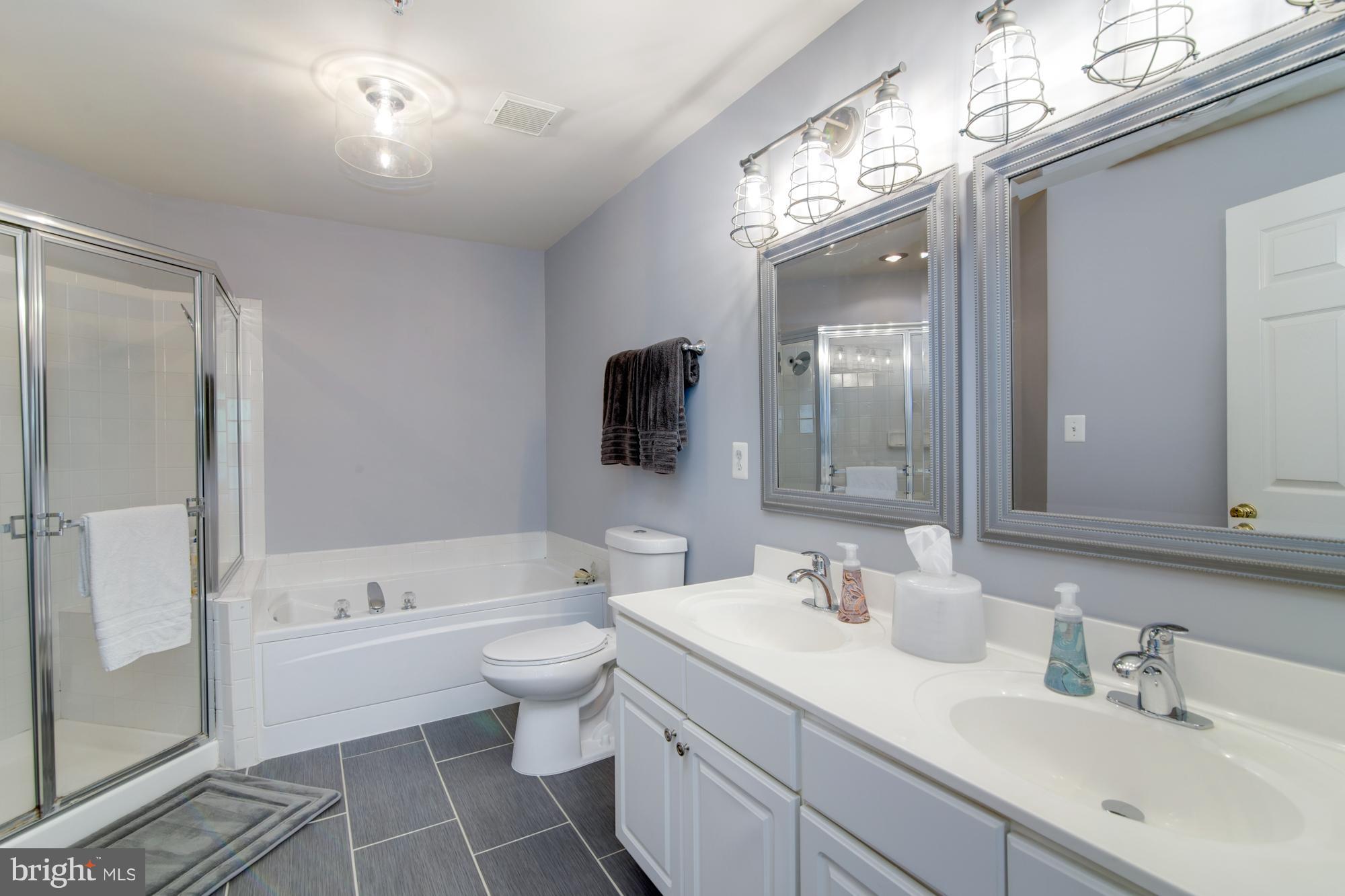 LINCOLN PARK - Residential