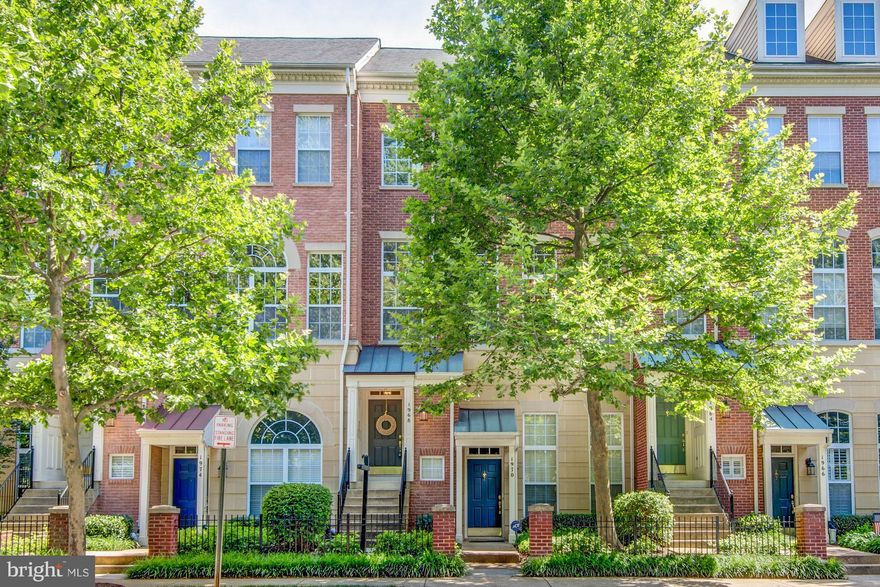 Beautifully updated town home in the heart of Reston Town Center.  Featuring hardwoods throughout, custom built-ins and storage, KIT- granite/SS appliance, custom stunning molding and newly renovated baths. High Ceilings-bright/light, Walk to everything!  Dining, shopping, entertainment, transportation/Metro- just steps away.  HOA includes pool, fitness center, and clubhouse.