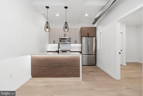 Condo For Rent - 203 S 13th Street #3C<br/> PHILADELPHIA, PA 19107