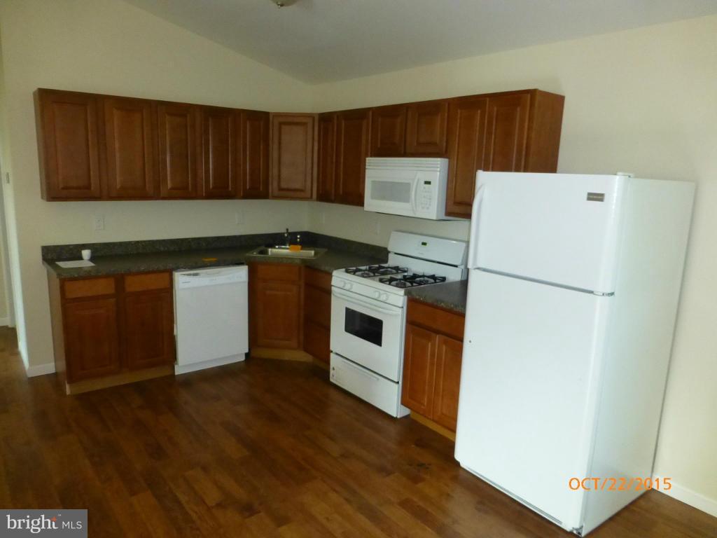 EDGEWATER VILLAGE - Residential