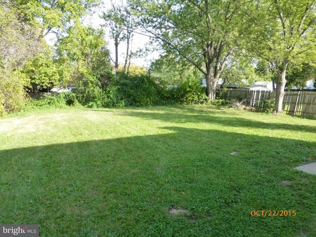 EDGEWATER VILLAGE - Residential