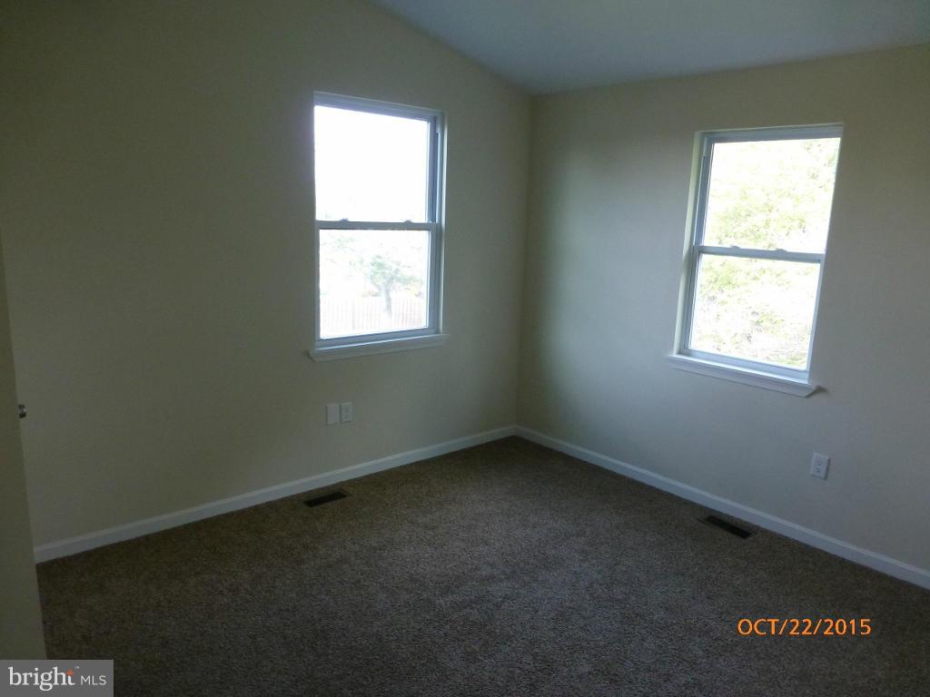 EDGEWATER VILLAGE - Residential