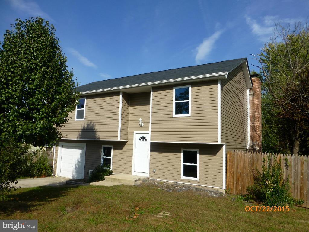 EDGEWATER VILLAGE - Residential