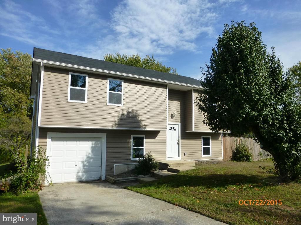 EDGEWATER VILLAGE - Residential