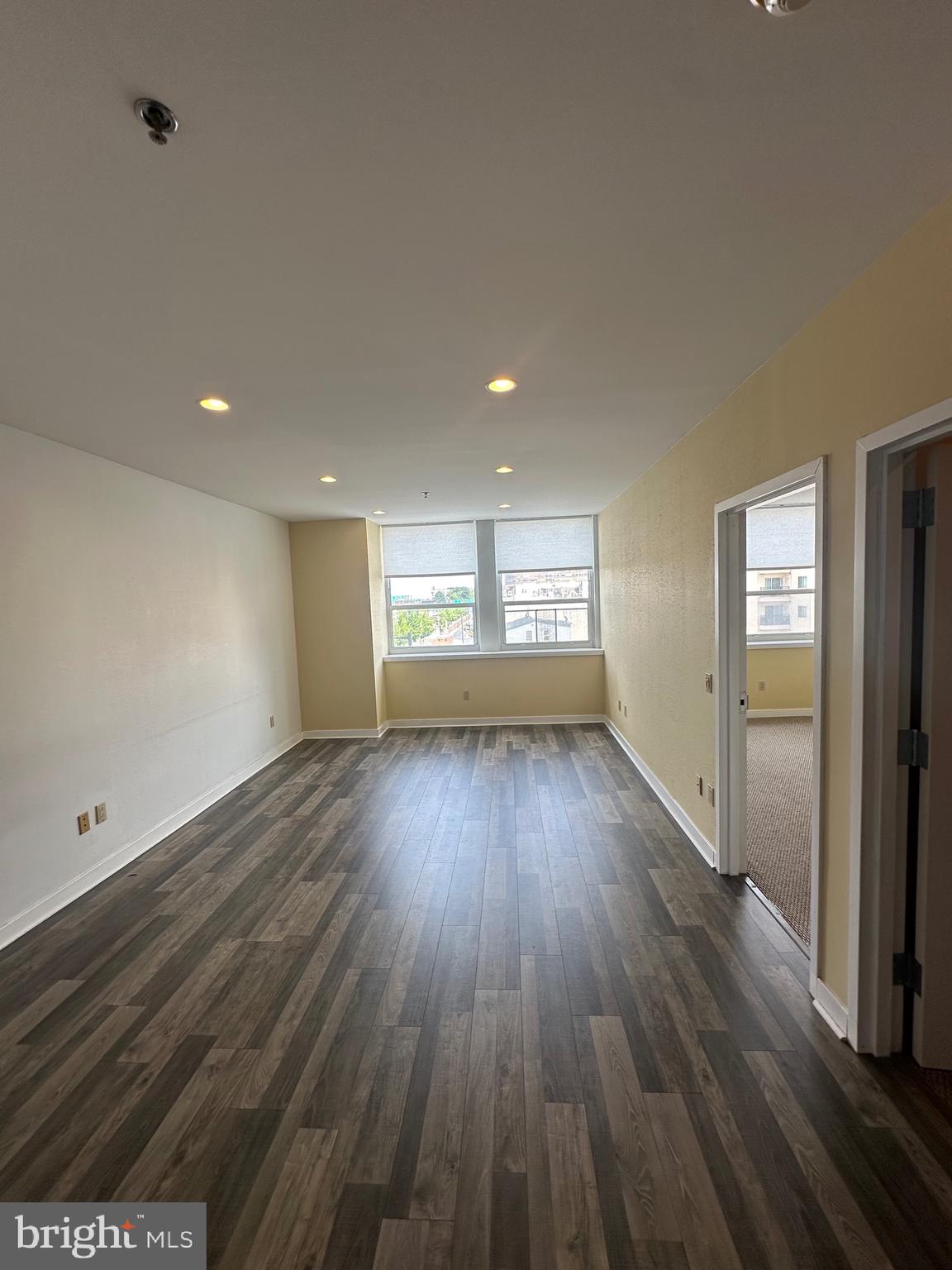 CHINATOWN - Residential