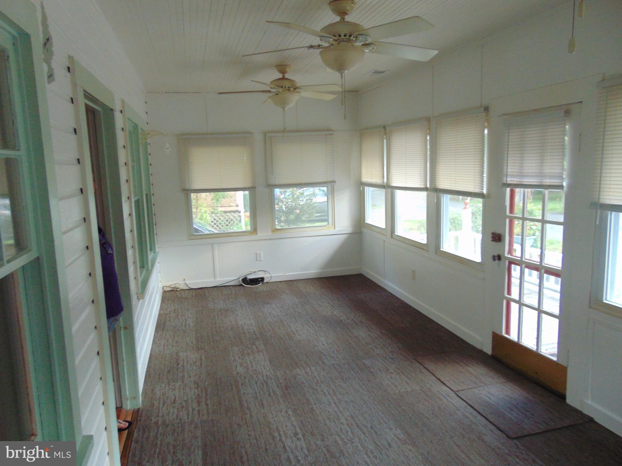 OWINGS BEACH - Residential