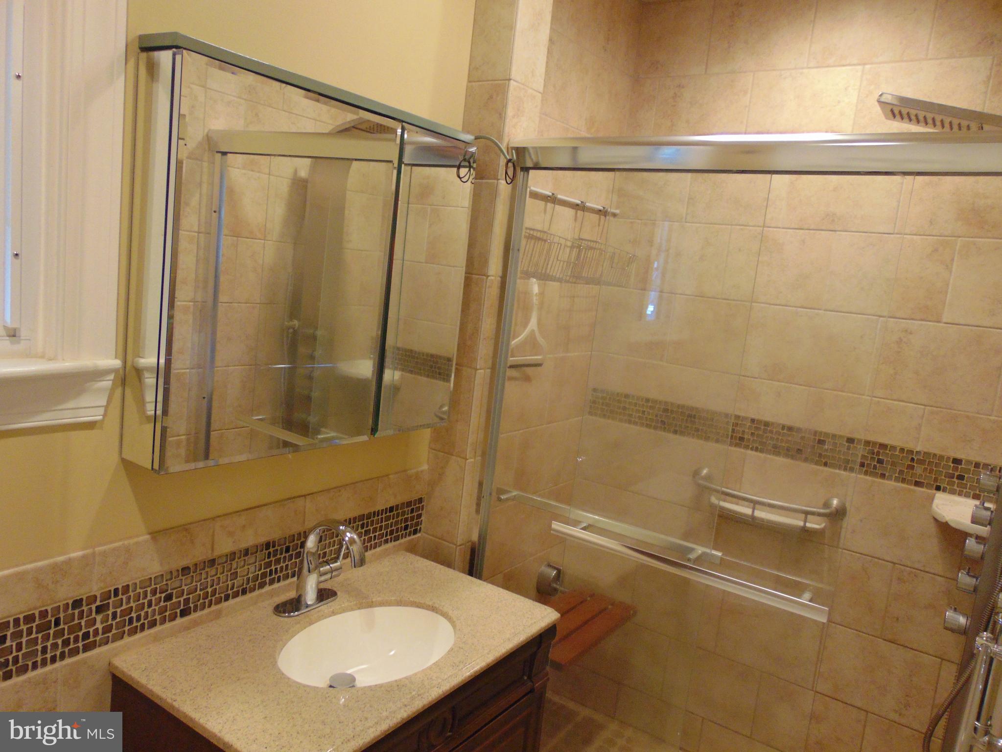 OWINGS BEACH - Residential