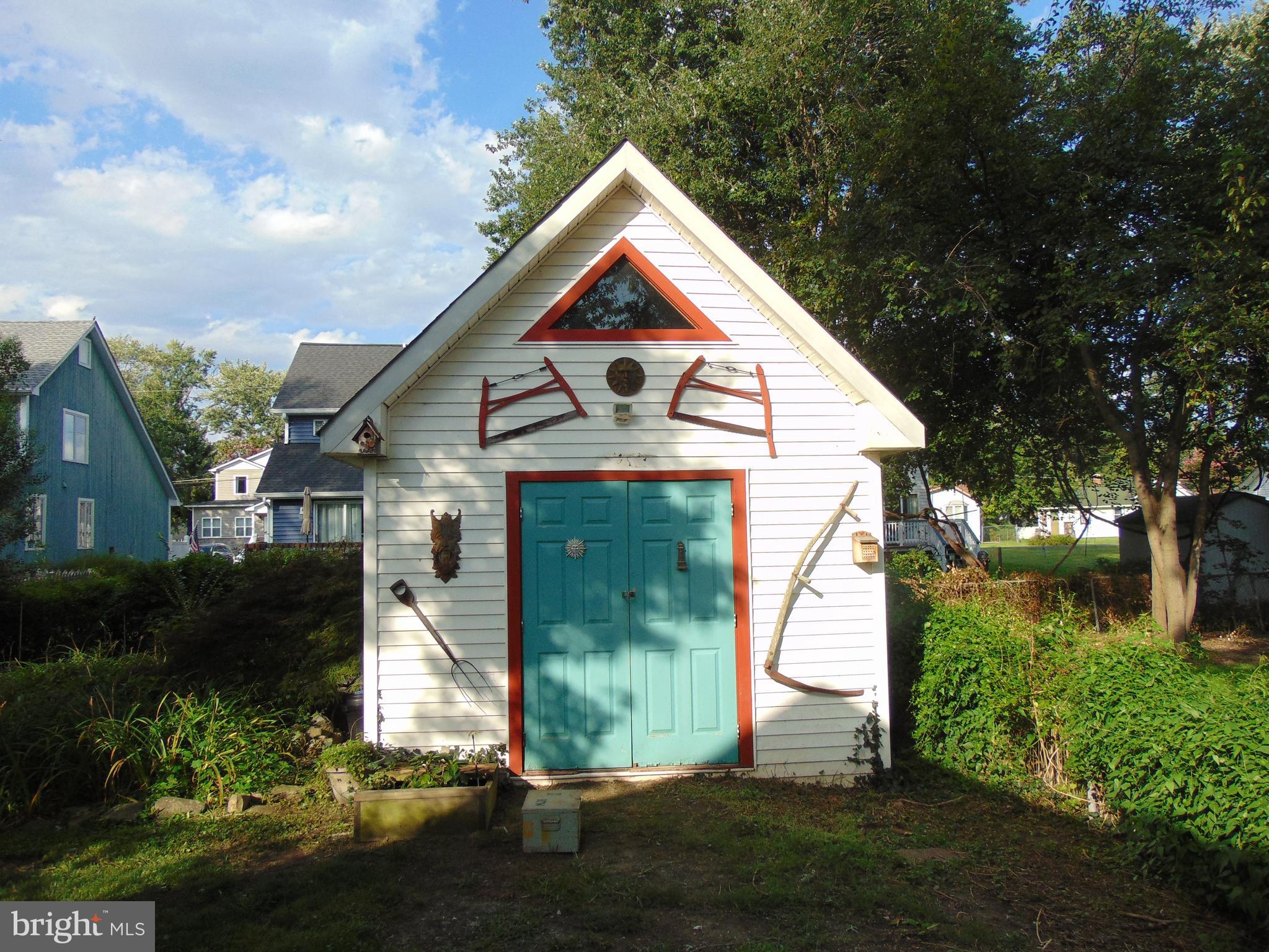 OWINGS BEACH - Residential