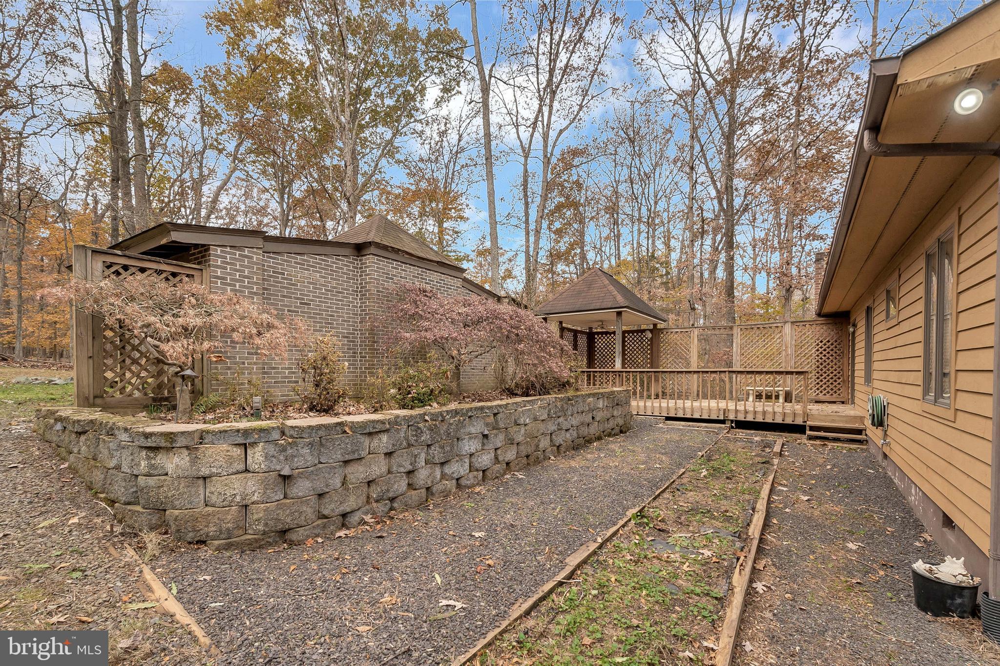 LAKE OF THE WOODS - Residential