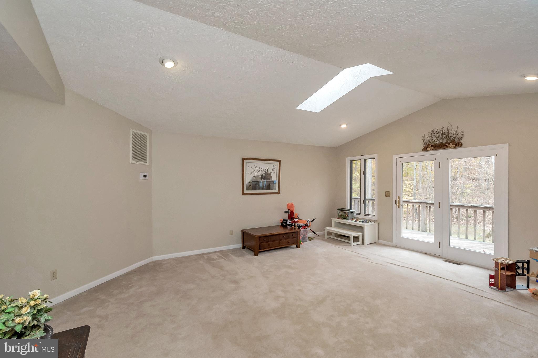 LAKE OF THE WOODS - Residential