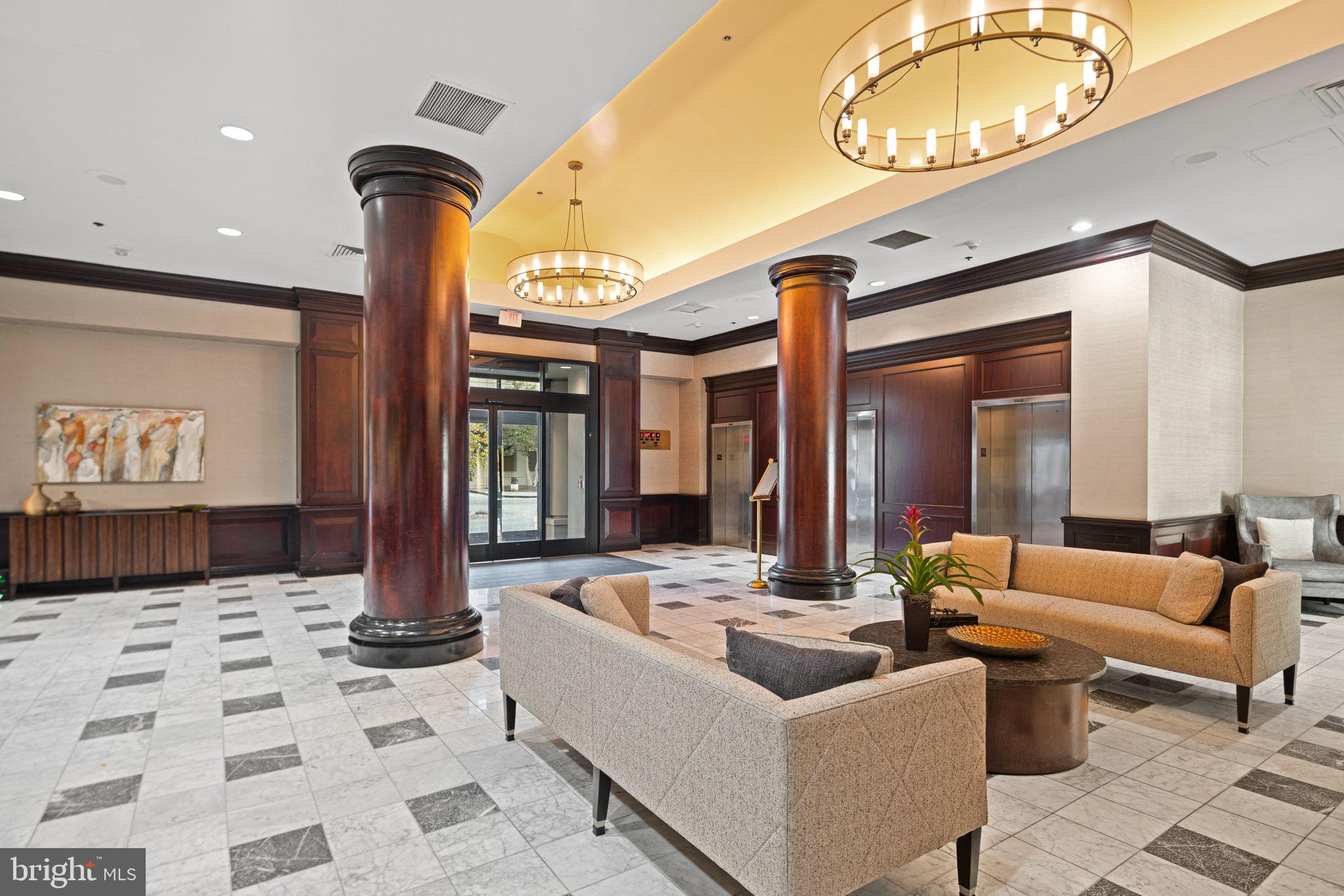 ART MUSEUM AREA - Residential