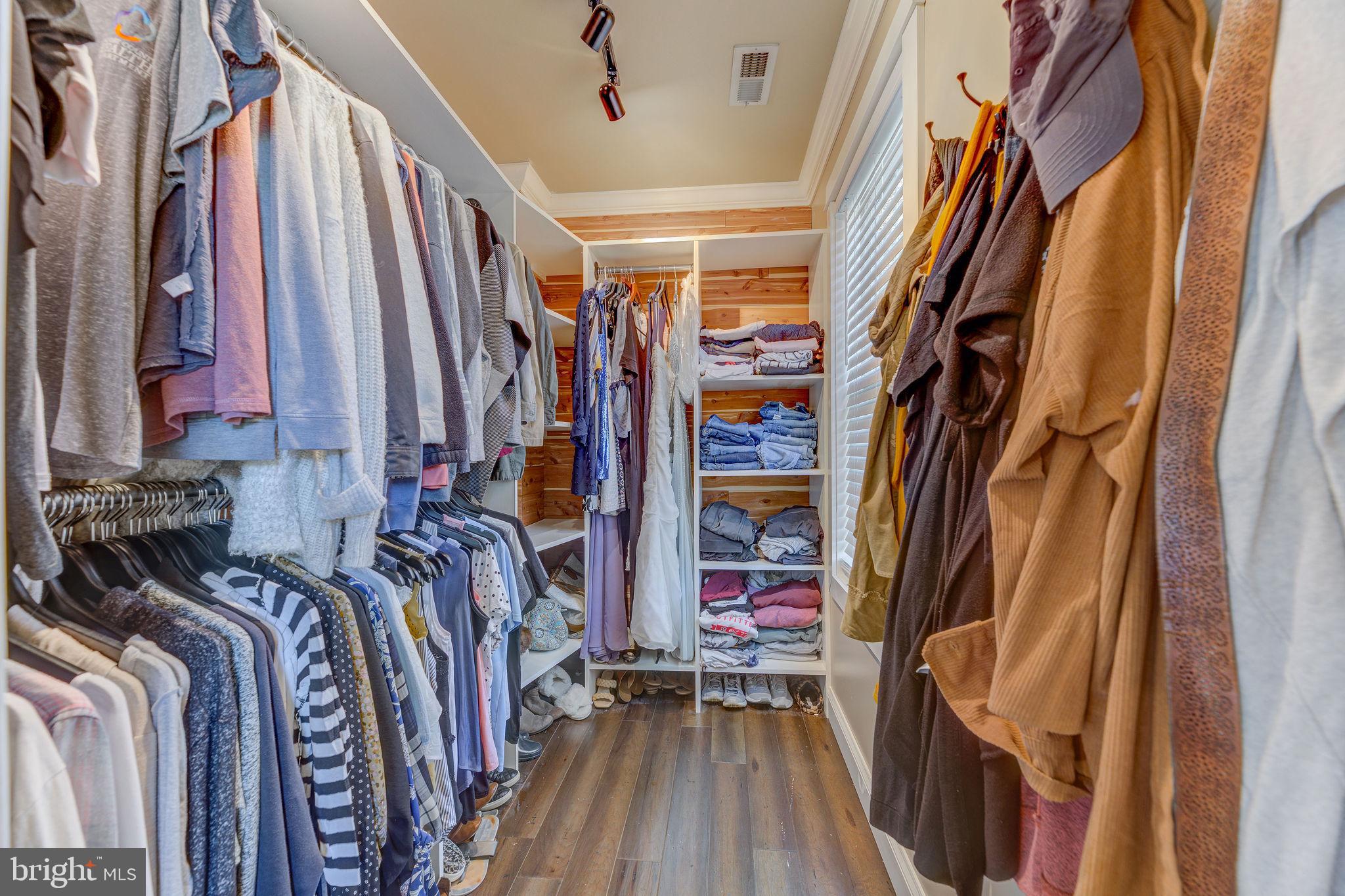 CHERRY LANE FARM - Residential