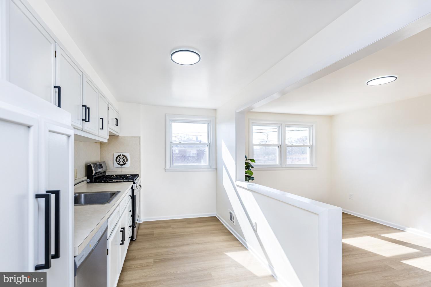 MAIDEN CHOICE VILLAGE - Residential Lease