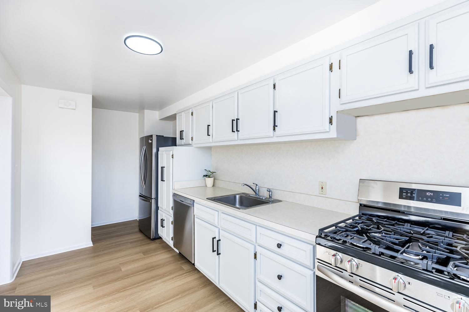 MAIDEN CHOICE VILLAGE - Residential Lease