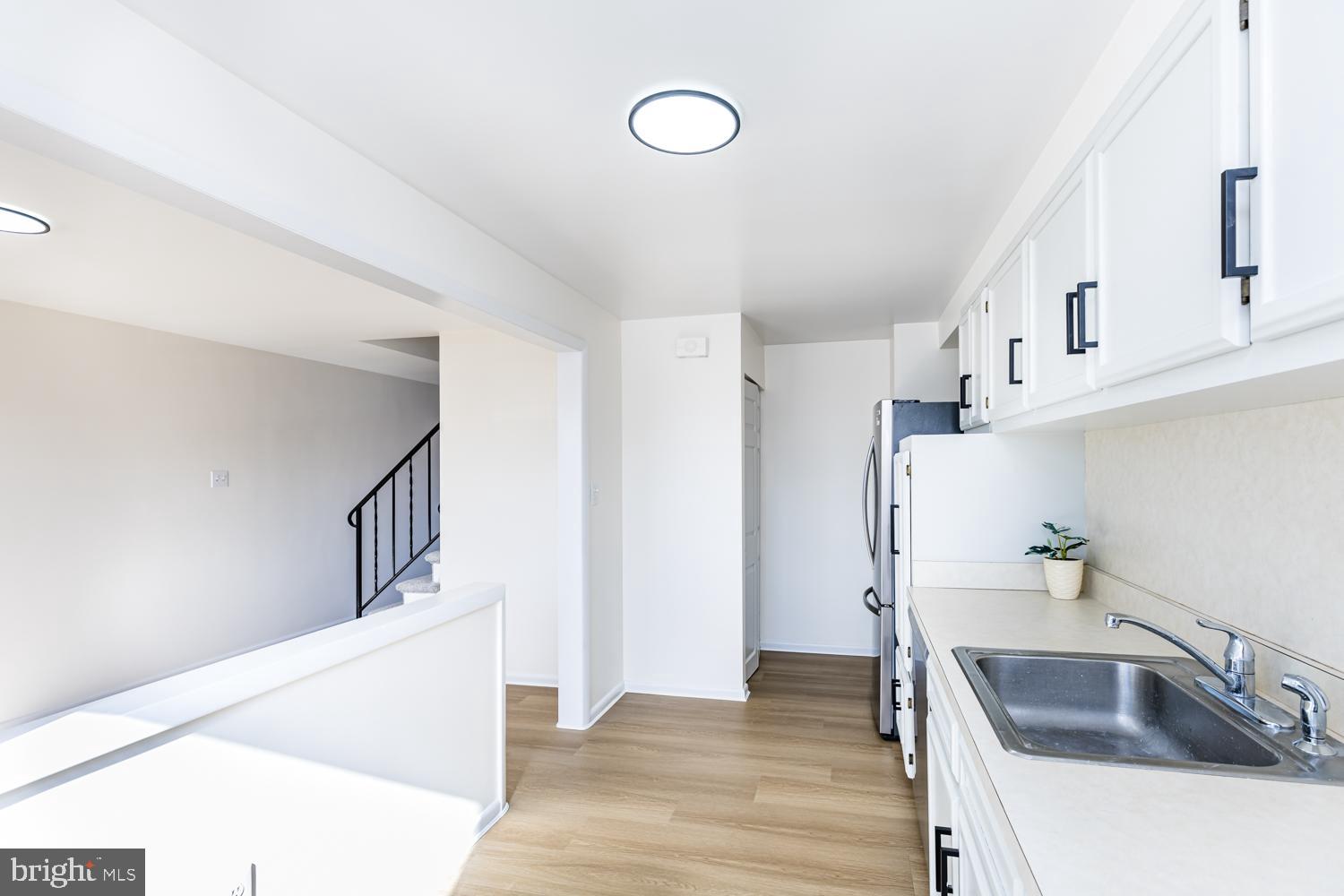 MAIDEN CHOICE VILLAGE - Residential Lease