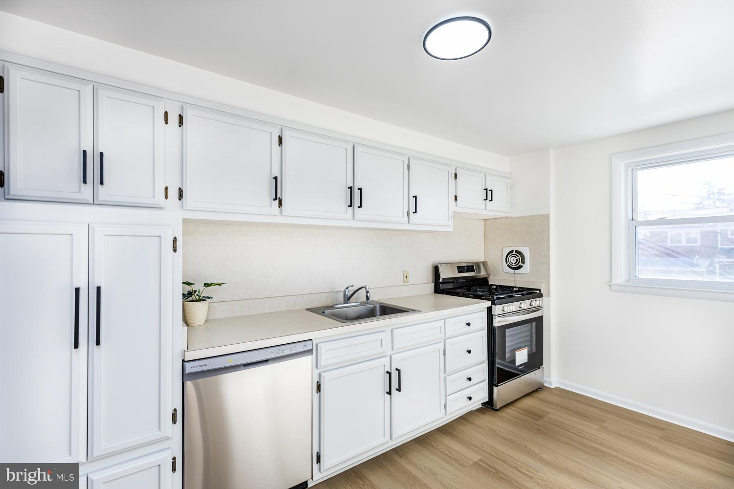 MAIDEN CHOICE VILLAGE - Residential Lease