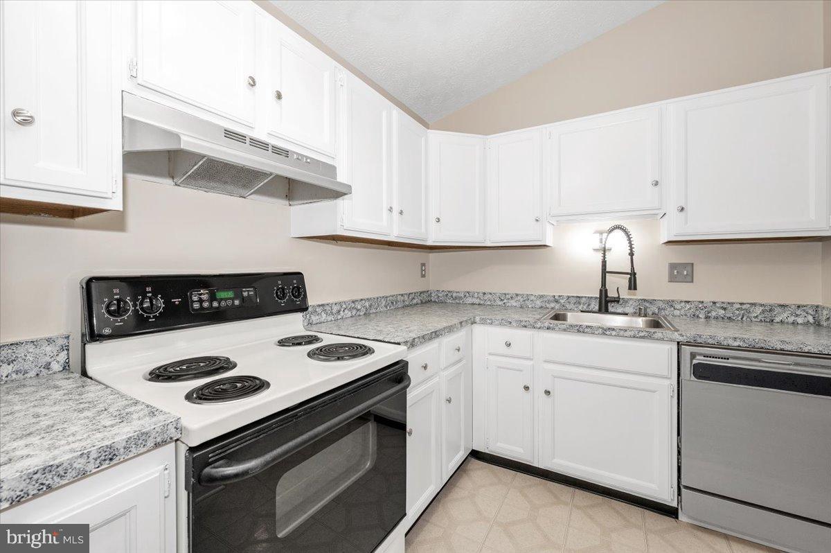 OLD FARM STATION - Residential