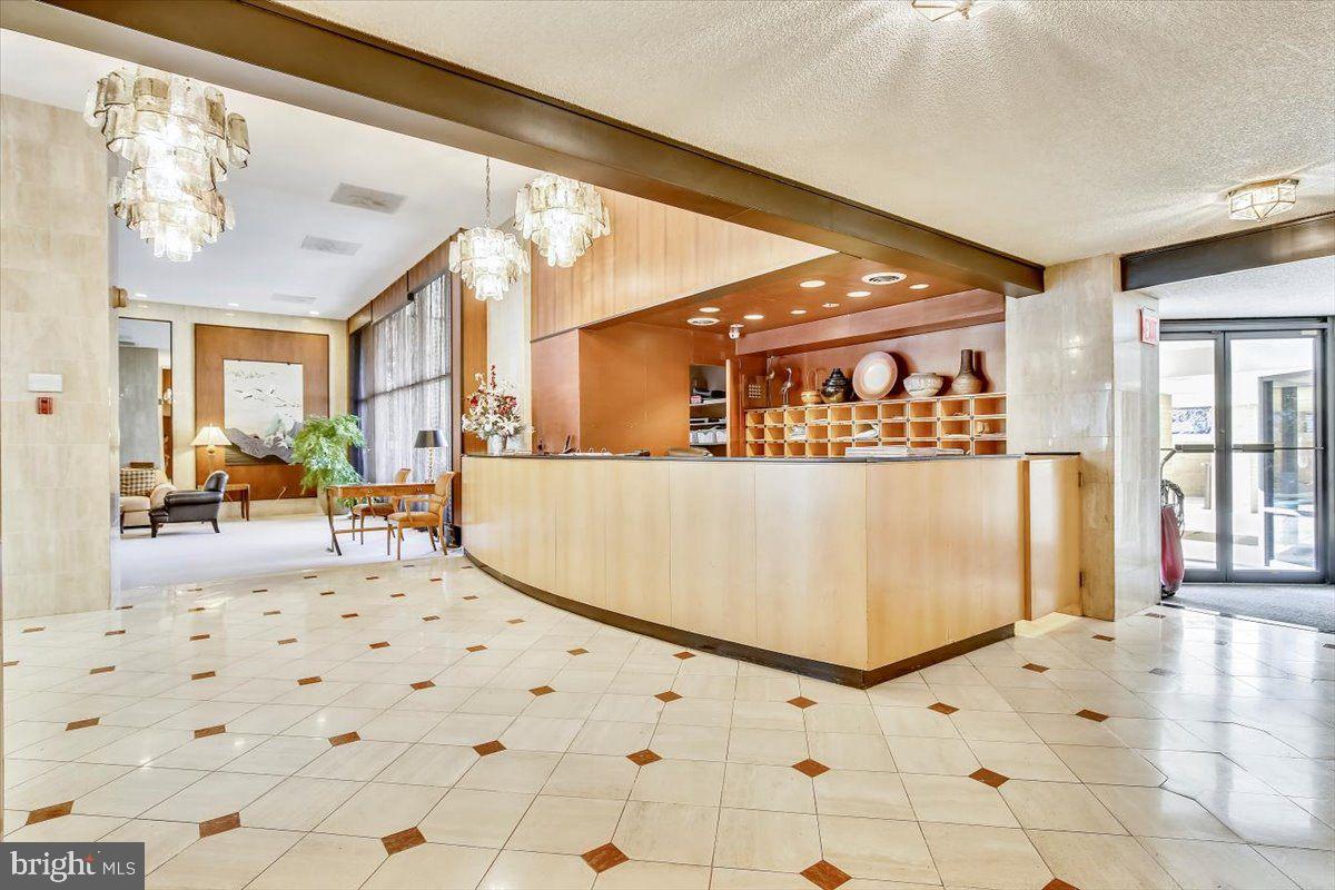 800 25TH STREET NW 504