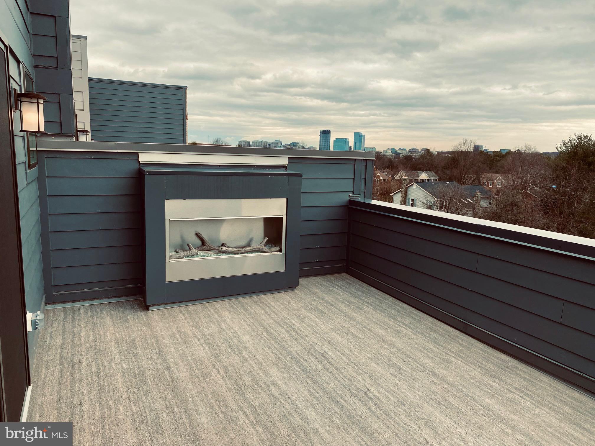 RESTON ARBORETUM - Residential Lease