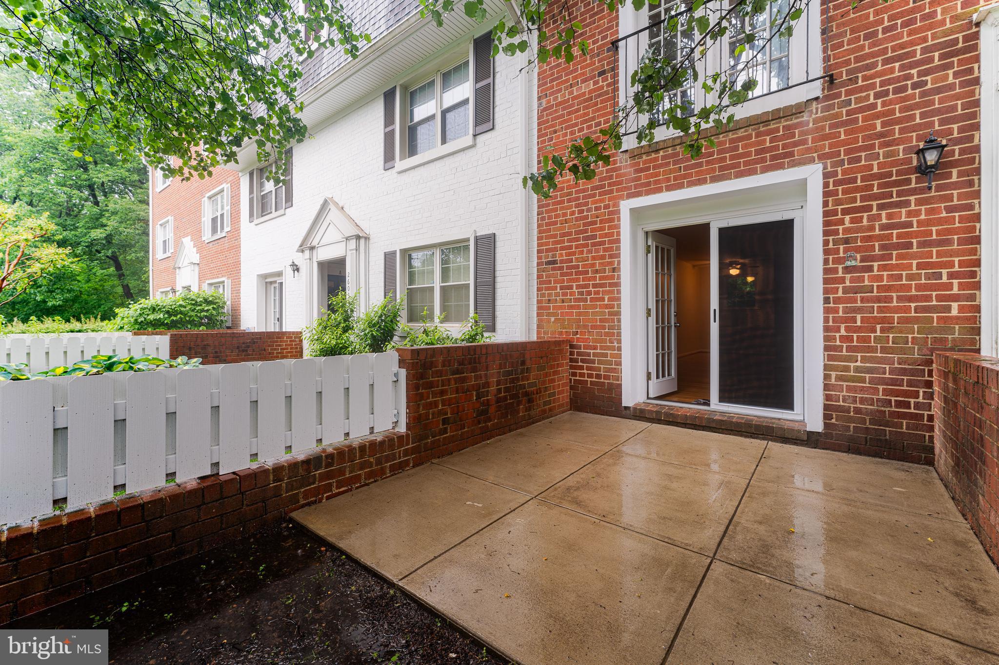 2605 SOUTH WALTER REED DRIVE A