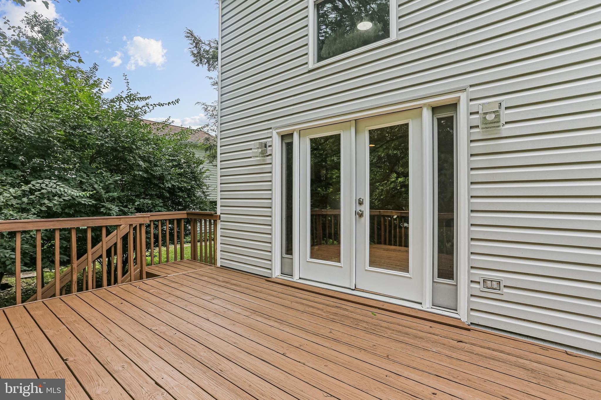 VILLAGE OF LONG REACH - Residential