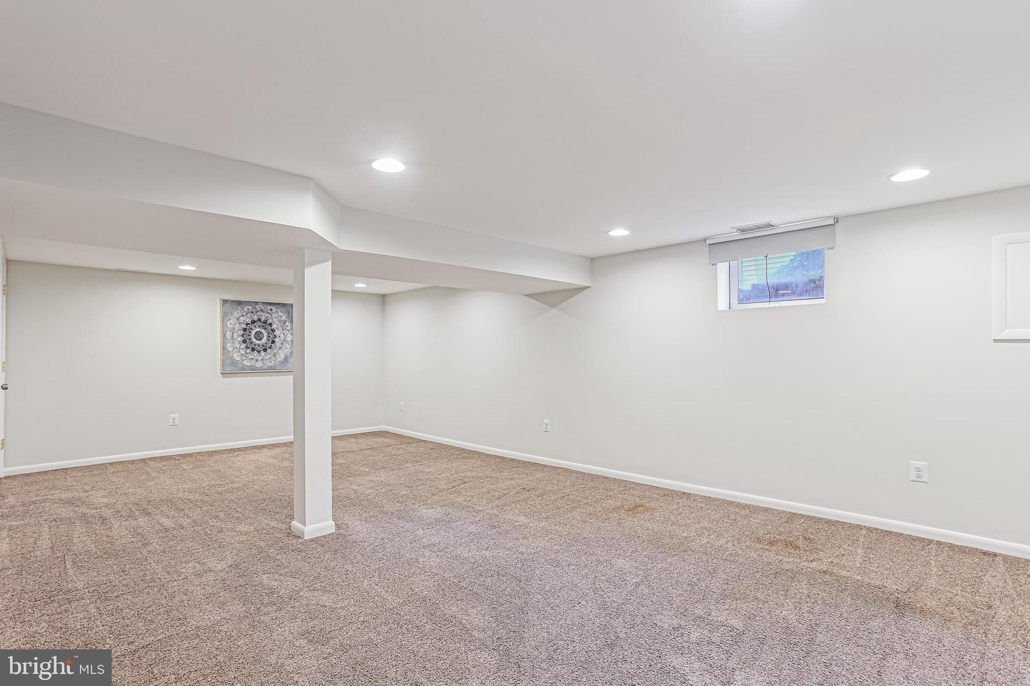 VILLAGE OF LONG REACH - Residential