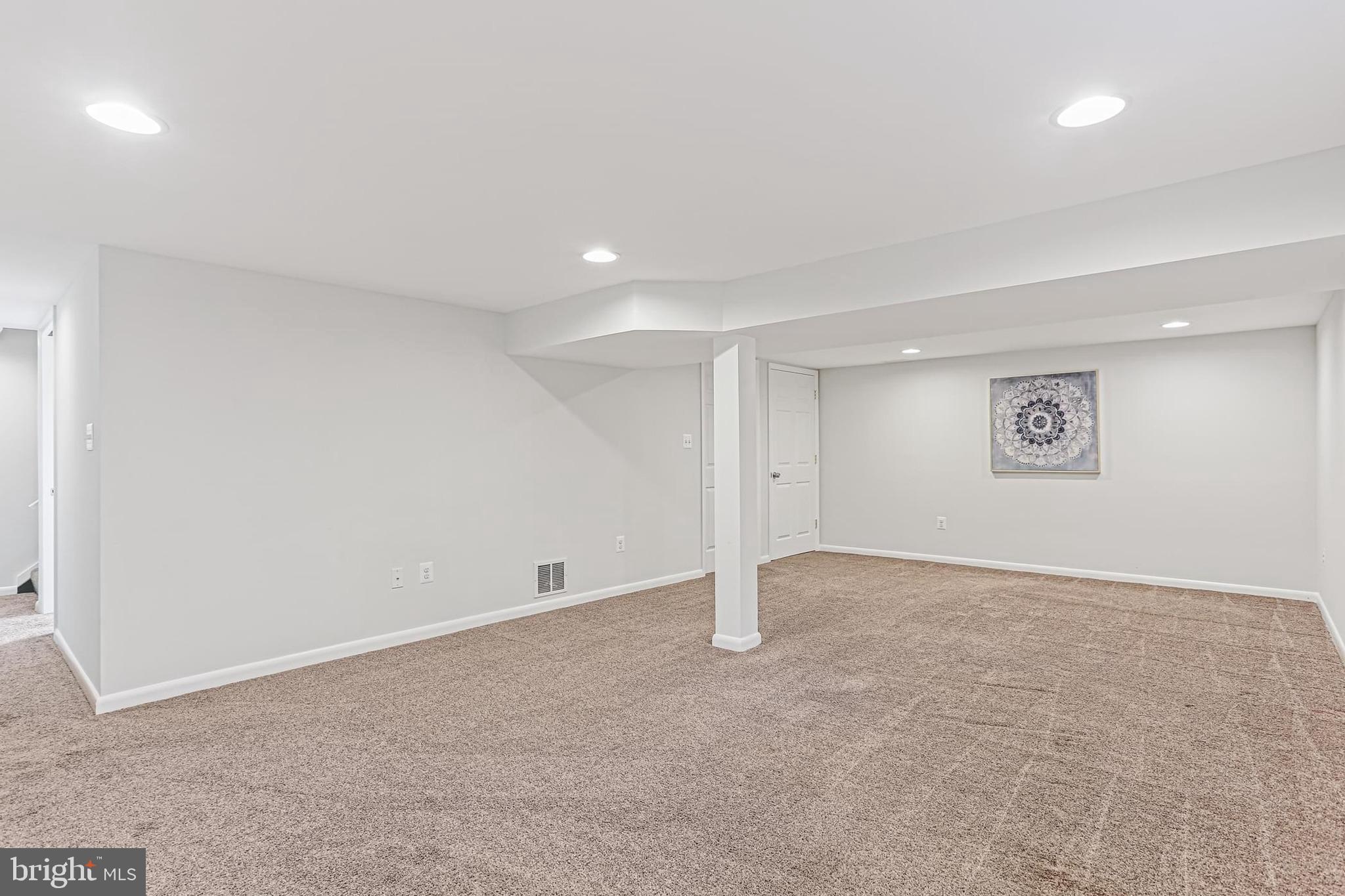 VILLAGE OF LONG REACH - Residential