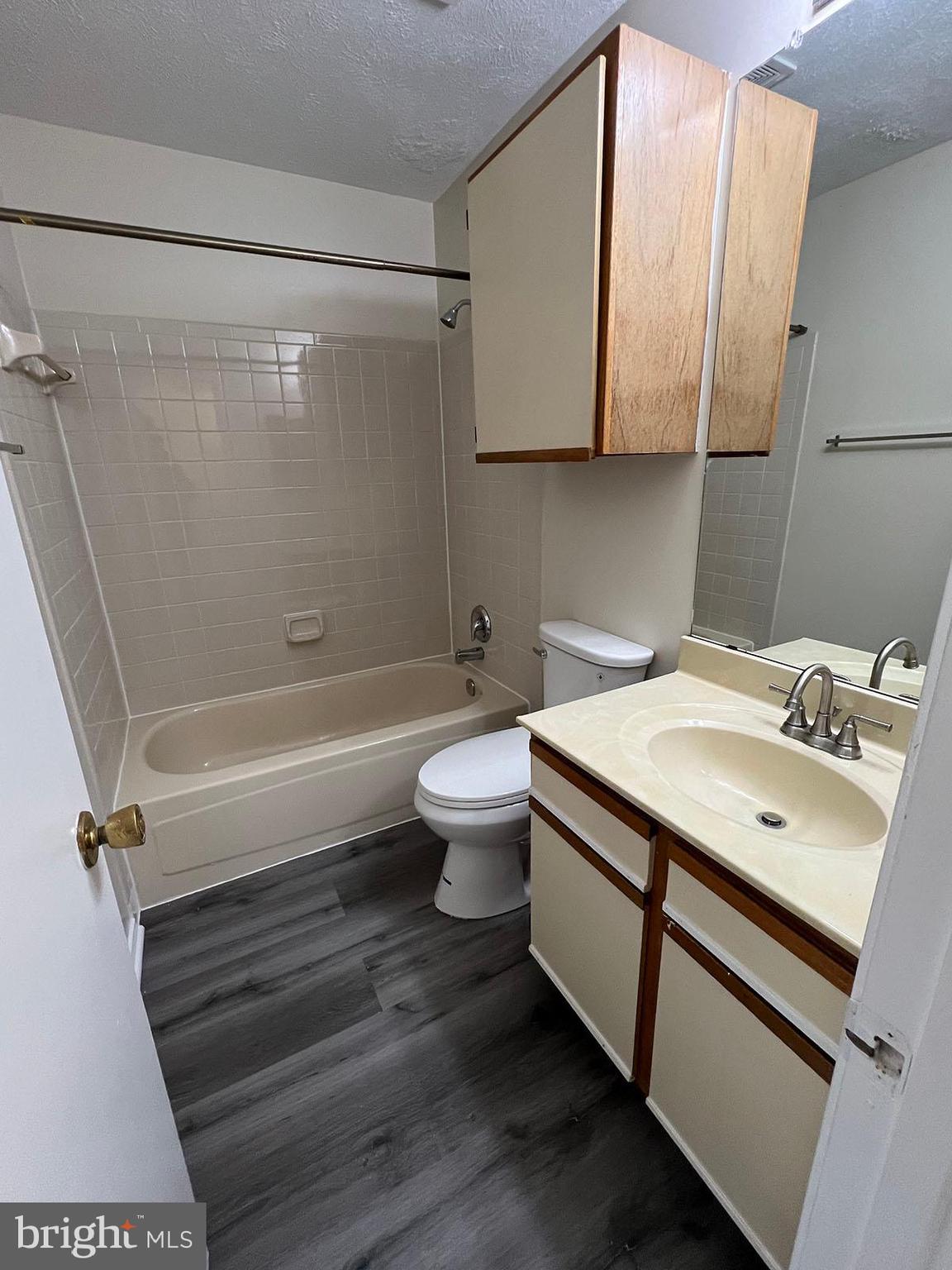 LORDS LANDING VILLAGE - Residential Lease