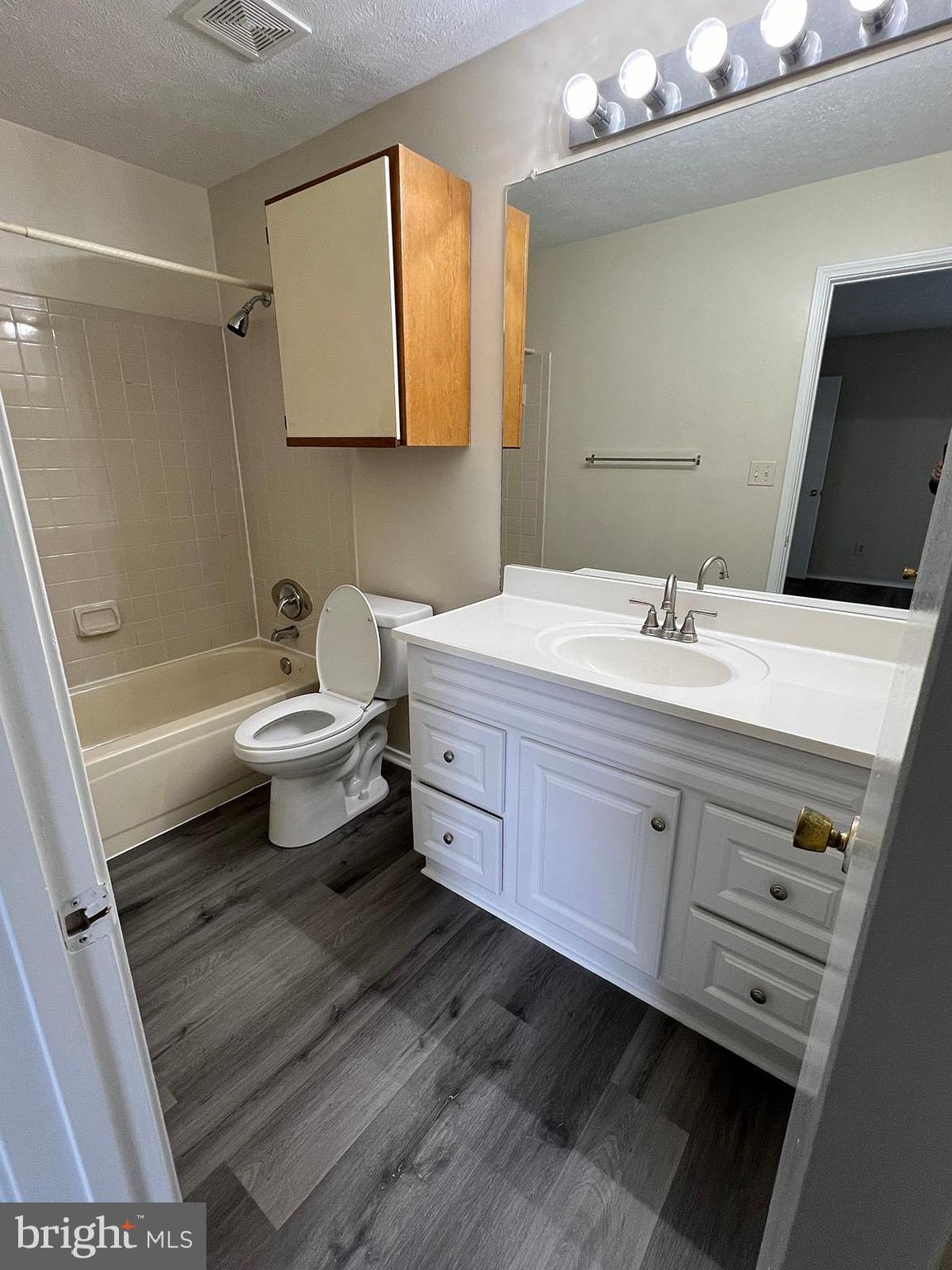 LORDS LANDING VILLAGE - Residential Lease