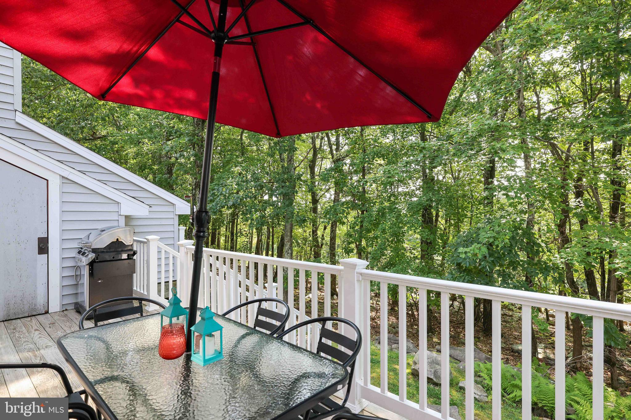 LAURELWOODS - Residential