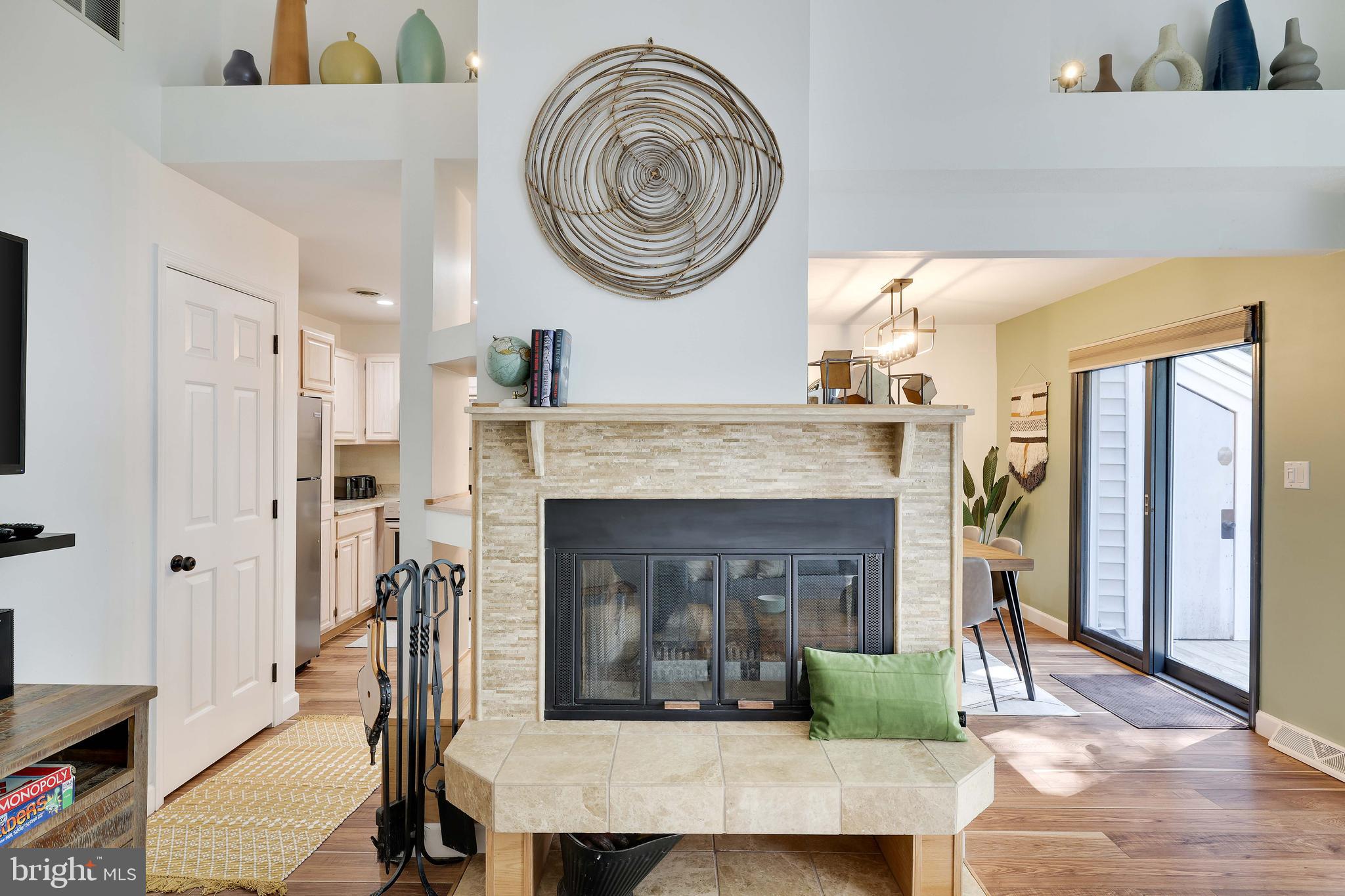 LAURELWOODS - Residential