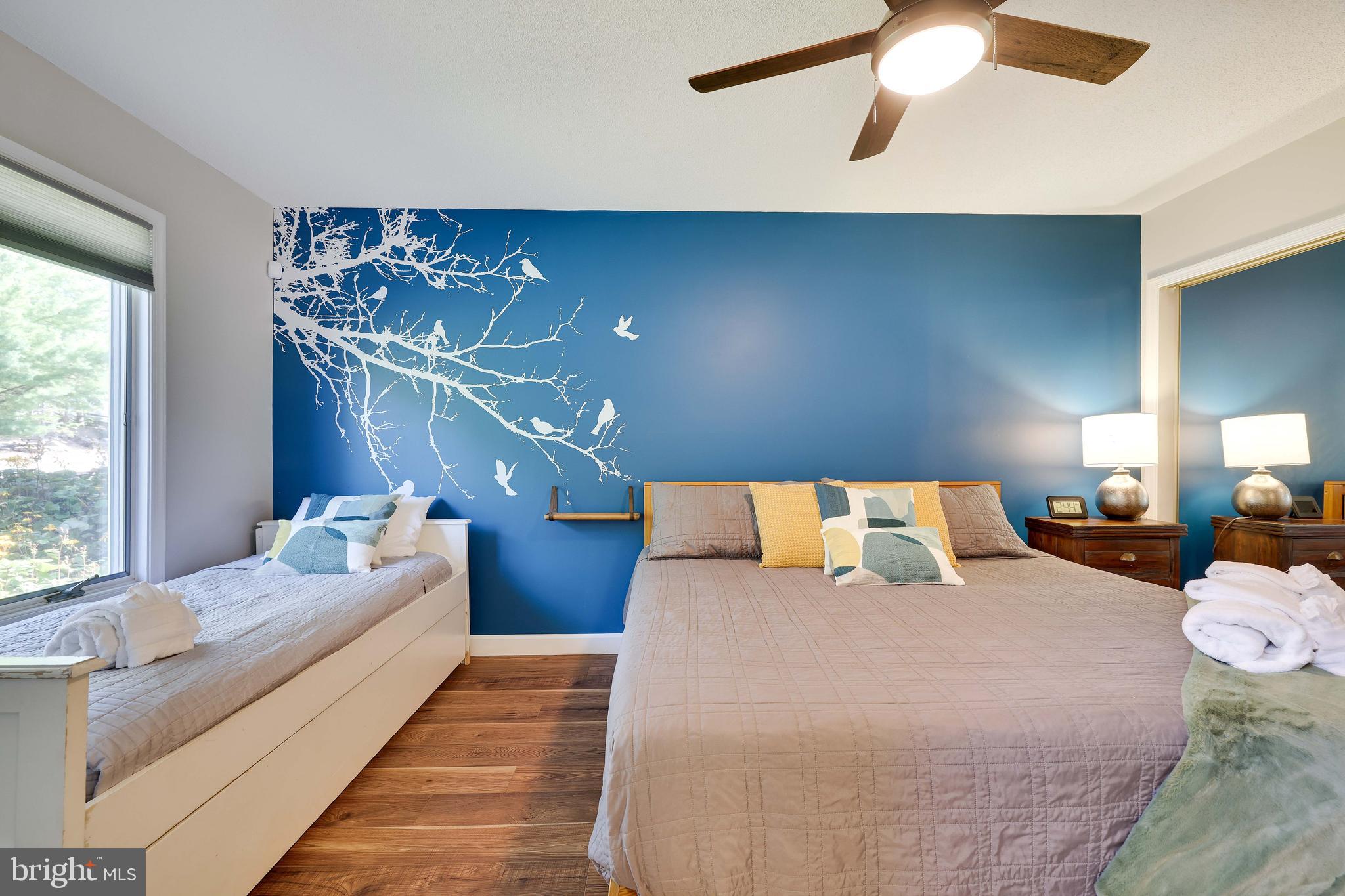 LAURELWOODS - Residential