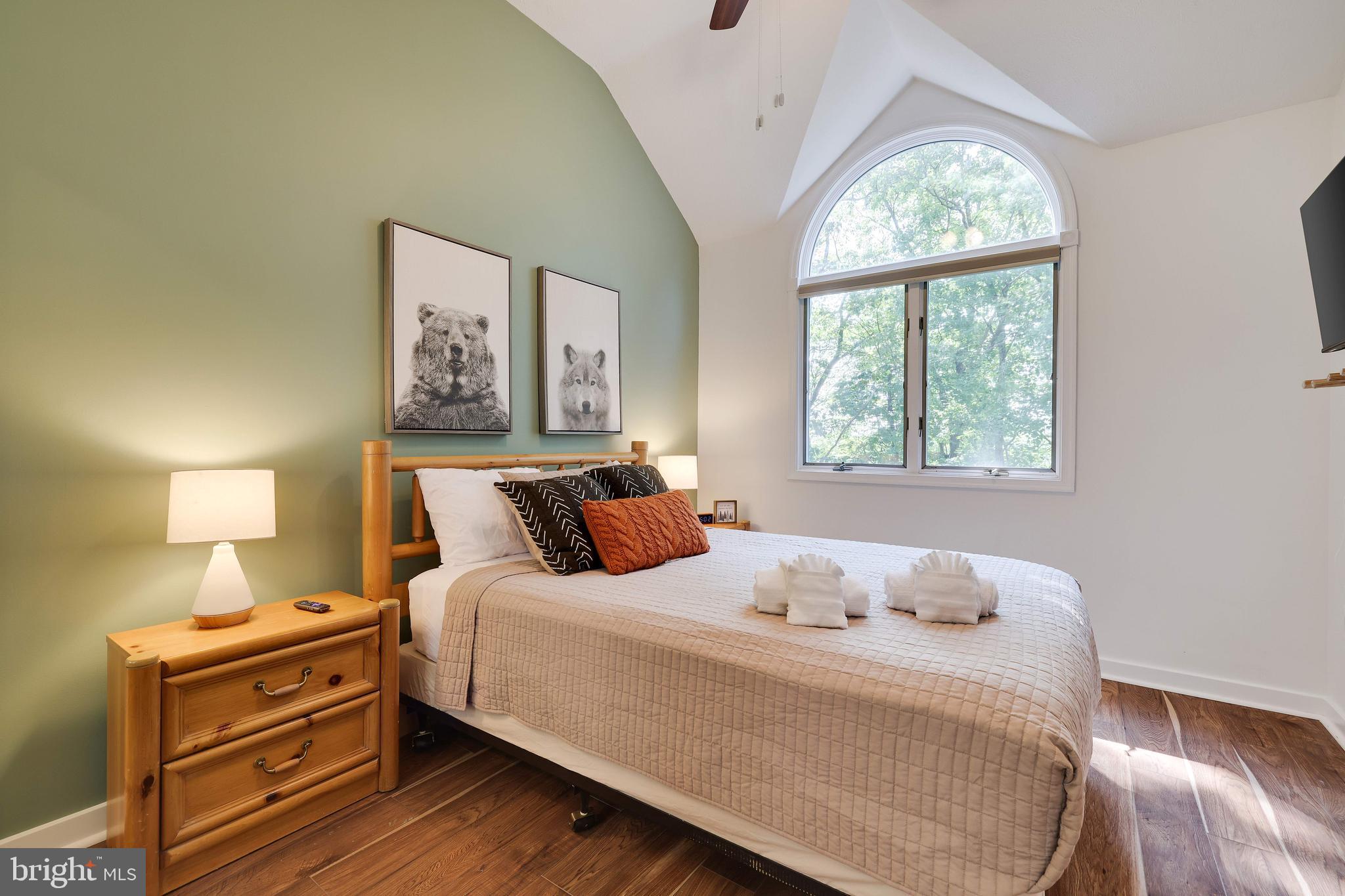 LAURELWOODS - Residential