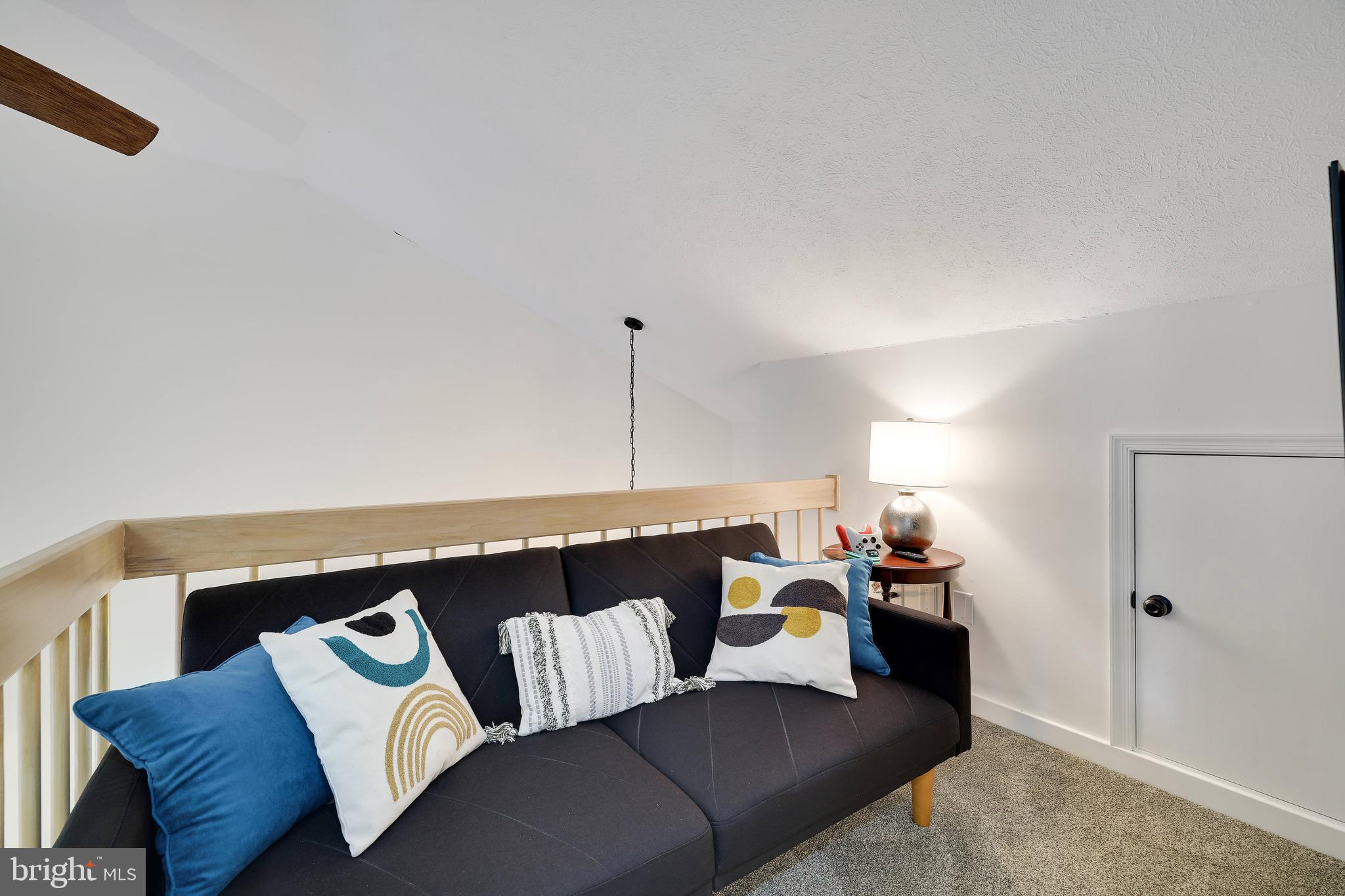 LAURELWOODS - Residential