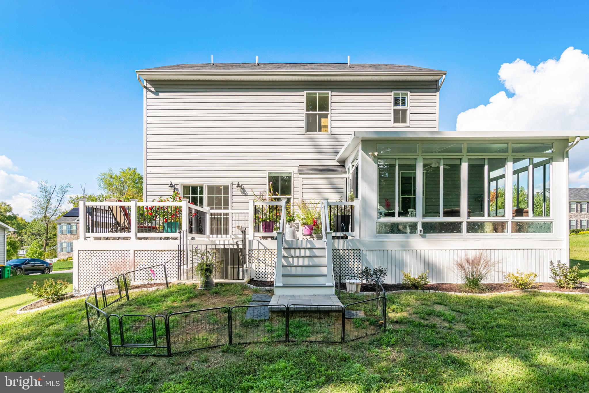 HUNTERS MILL WOODS - Residential