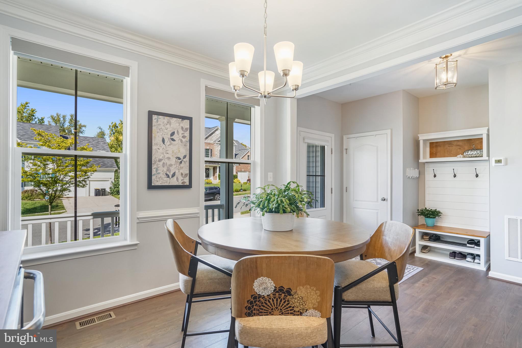 HUNTERS MILL WOODS - Residential