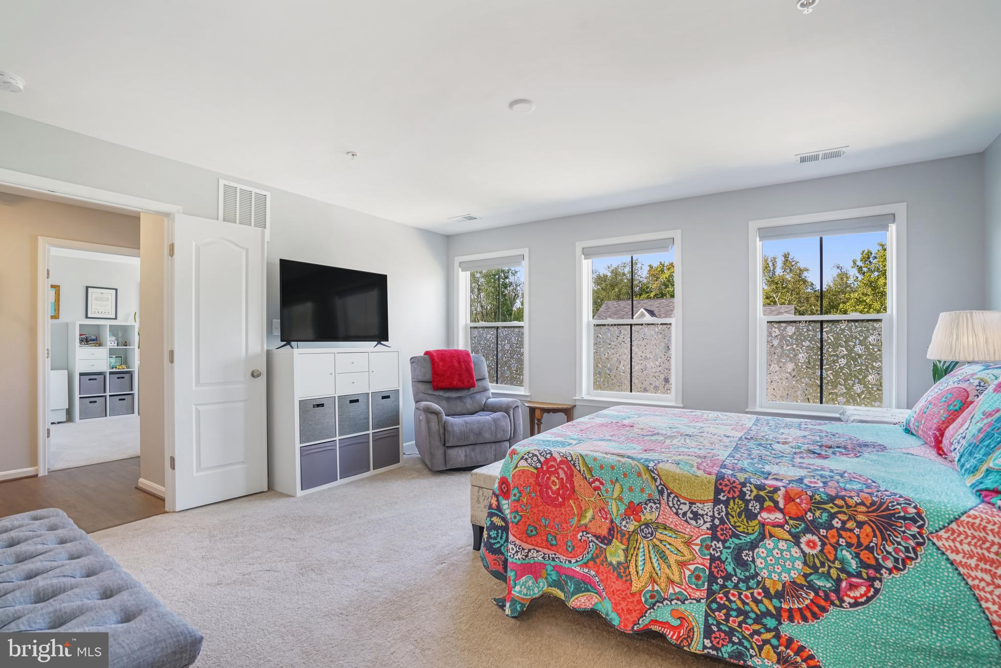 HUNTERS MILL WOODS - Residential