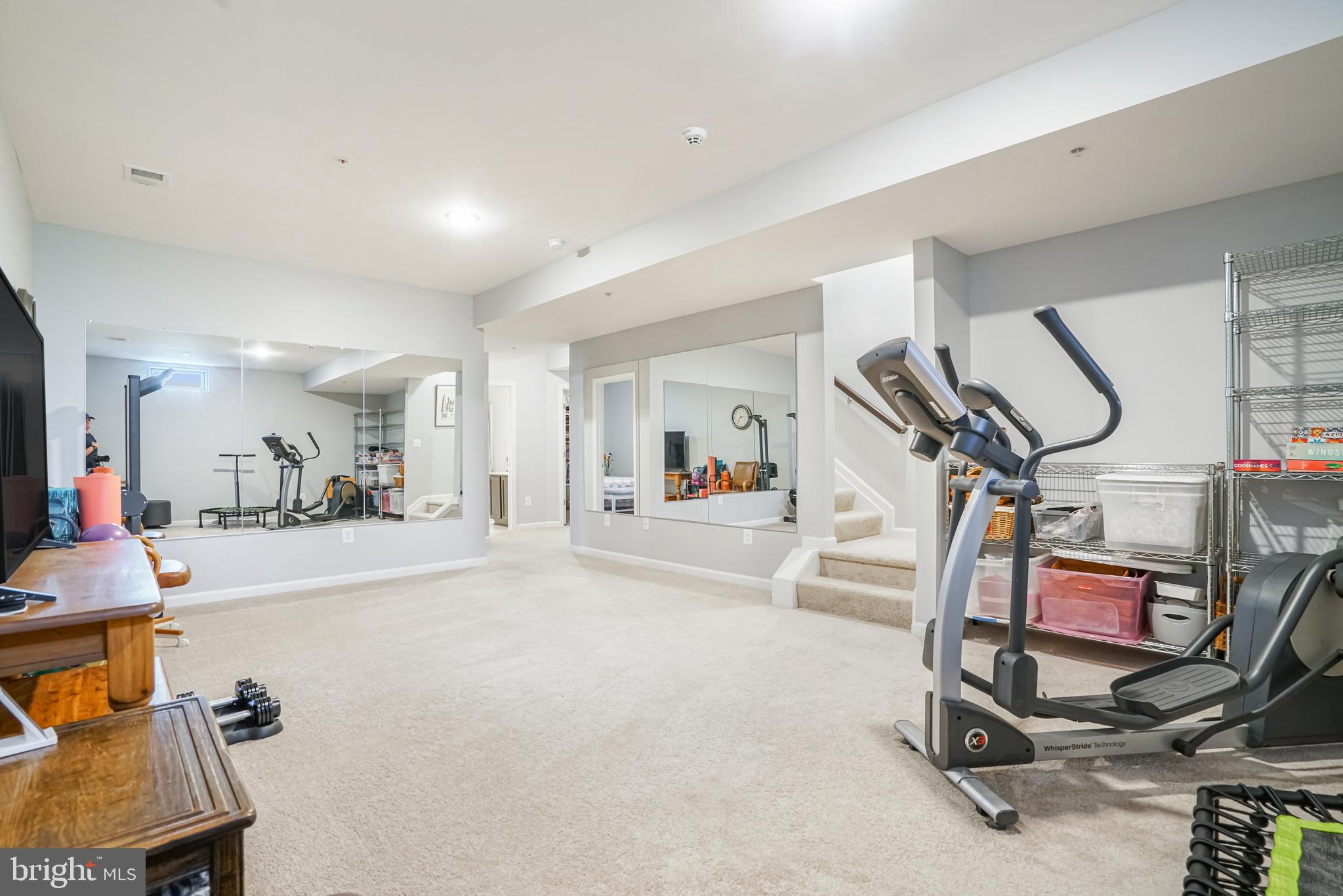 HUNTERS MILL WOODS - Residential